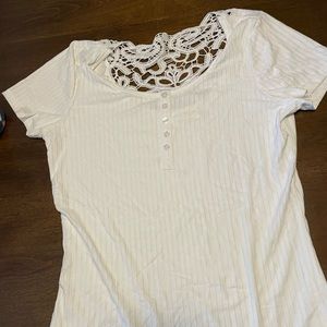 Bobbie Brooks white blouse in size medium